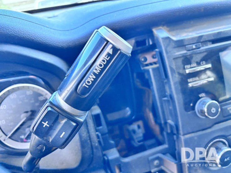 2018-nissan-titan-image-60