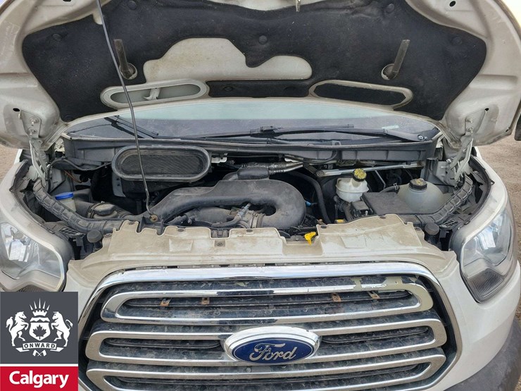 2017-ford-transit-image-33