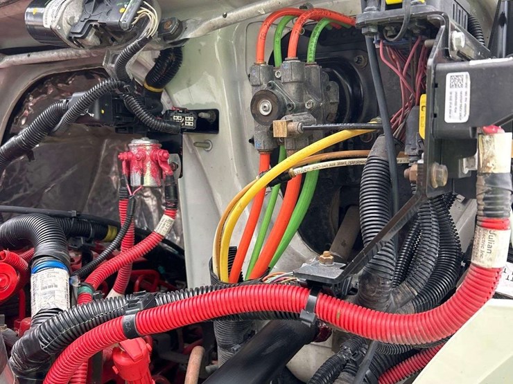 2021-international-mv607-image-12