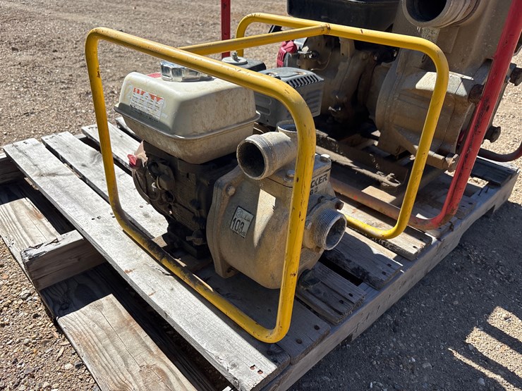 #2603-•-3in-+-2in-wacker-pumps-image-5