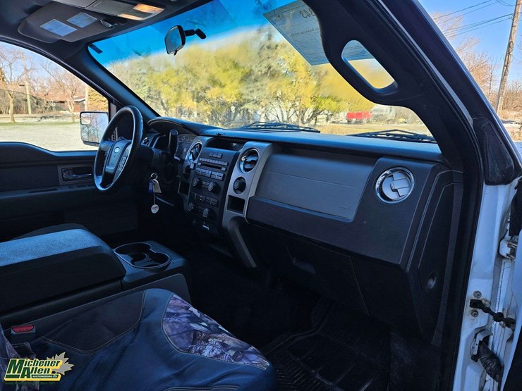 2011-ford-f150-image-27