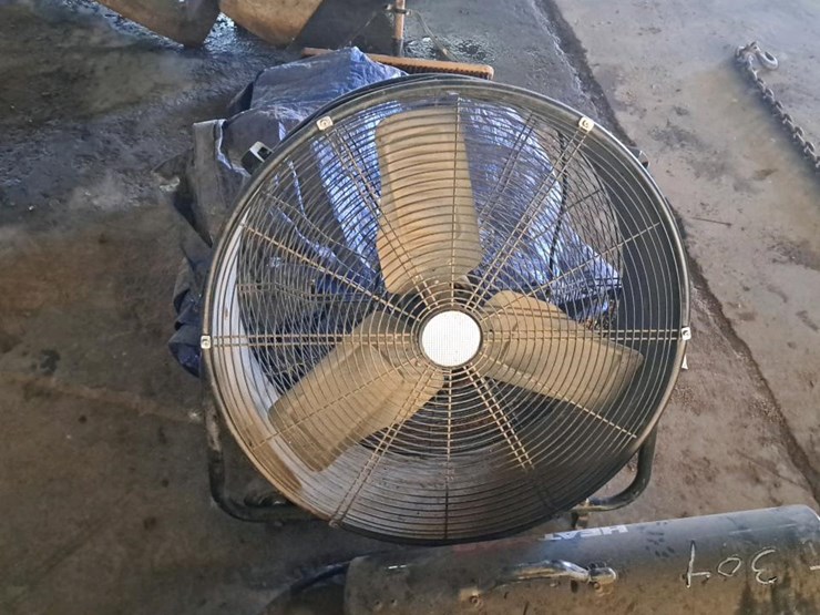 #304-•-heater,-fan-and-tarp-image-5