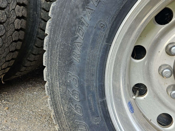 1997-kenworth-t800-image-8