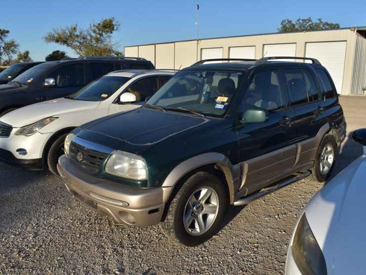 2001-suzuki-grand-vitara-image-1