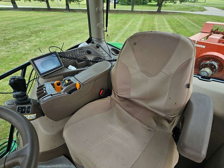 john-deere-6125r-image-18