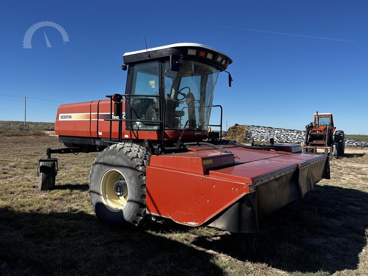 2005-hesston-9260-image-1