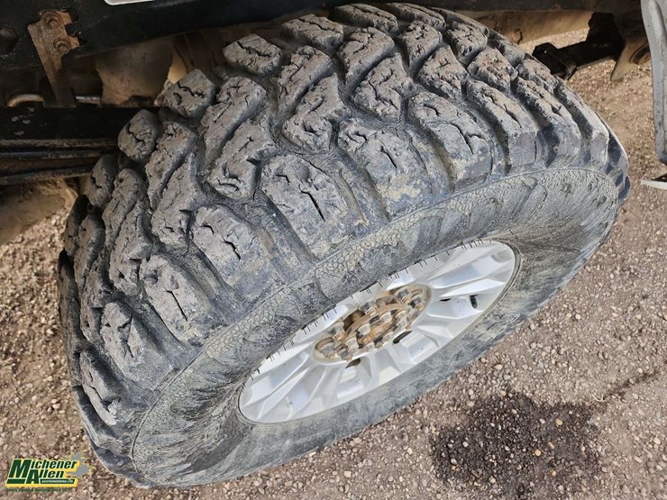 2020-ford-f250-image-35