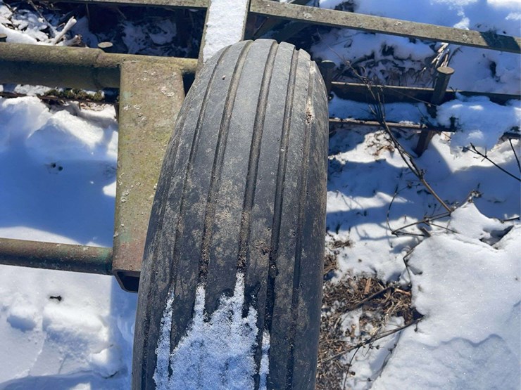 unverferth-28ft-harogator-image-8