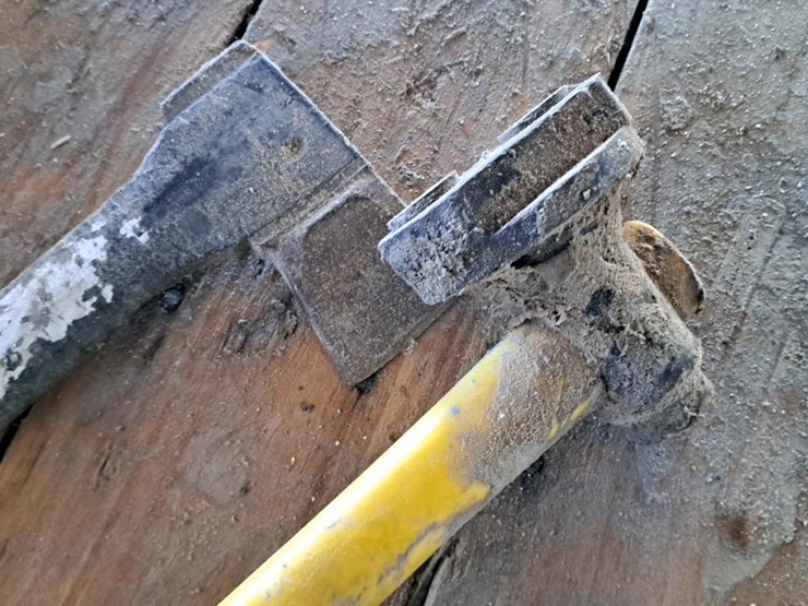 #108-•-crack-sealer-applicator-hammer-and-axe-image-3