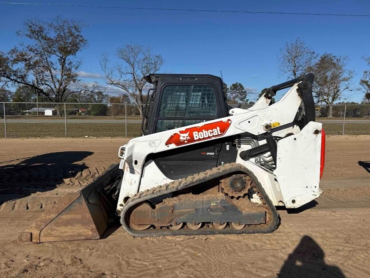 2024-bobcat-t76-image-1