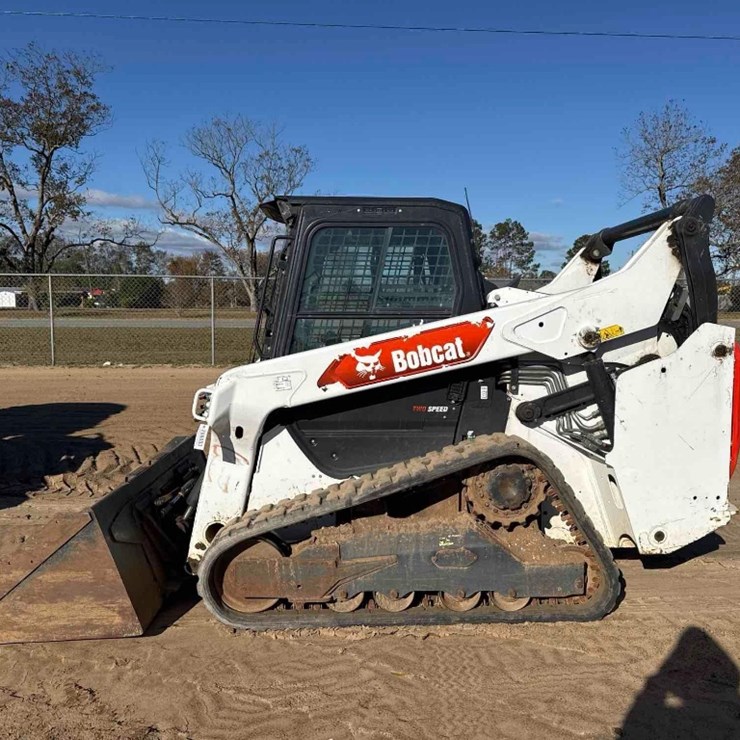 2024 BOBCAT T76