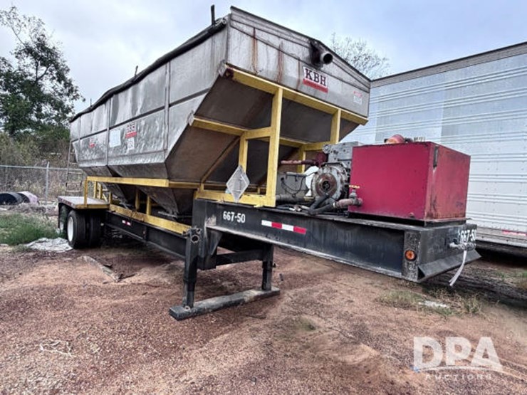 2004-magnolia-trailer-image-4