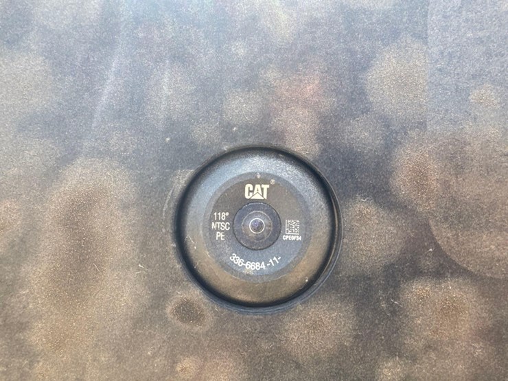 2024-caterpillar-242d3-image-13