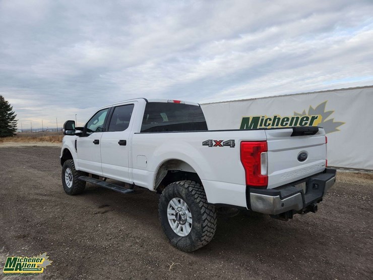 2019-ford-f350-image-3