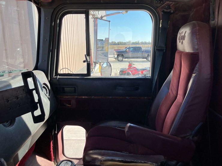 1994-international-9400-image-46