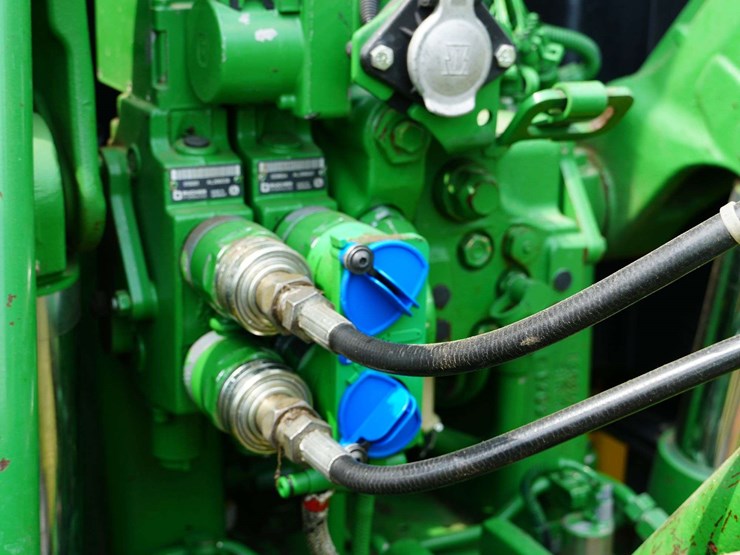 john-deere-6125r-image-39