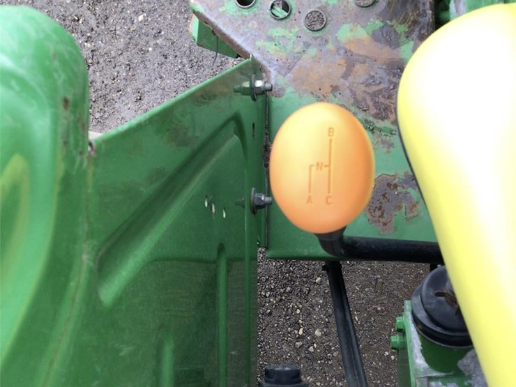 john-deere-5055e-image-16