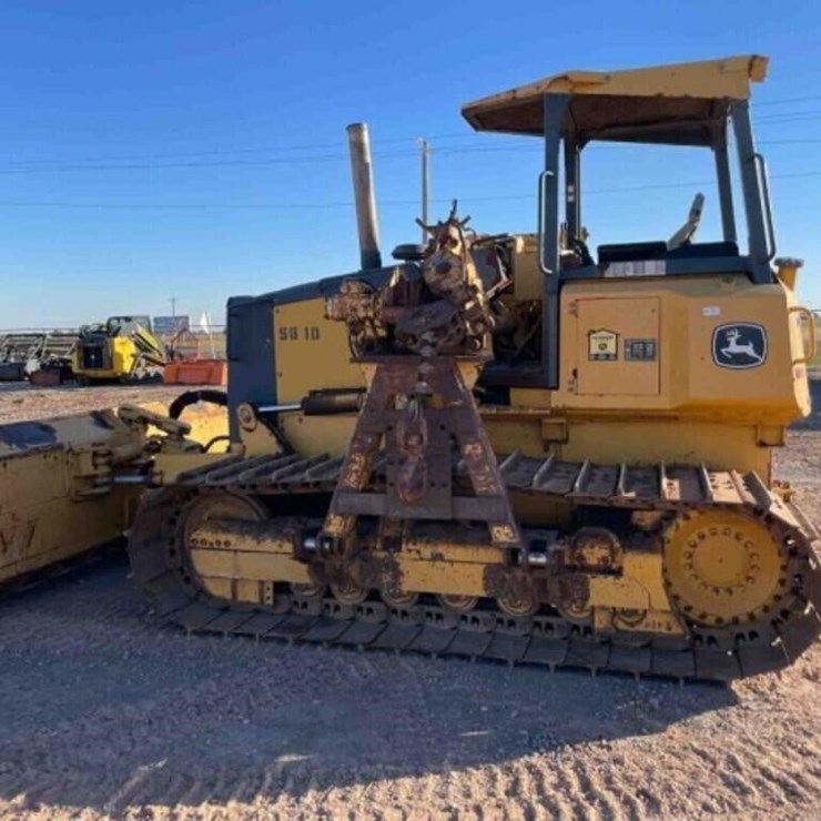 2008 DEERE 700J