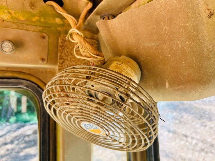 1987-caterpillar-d6h-image-74