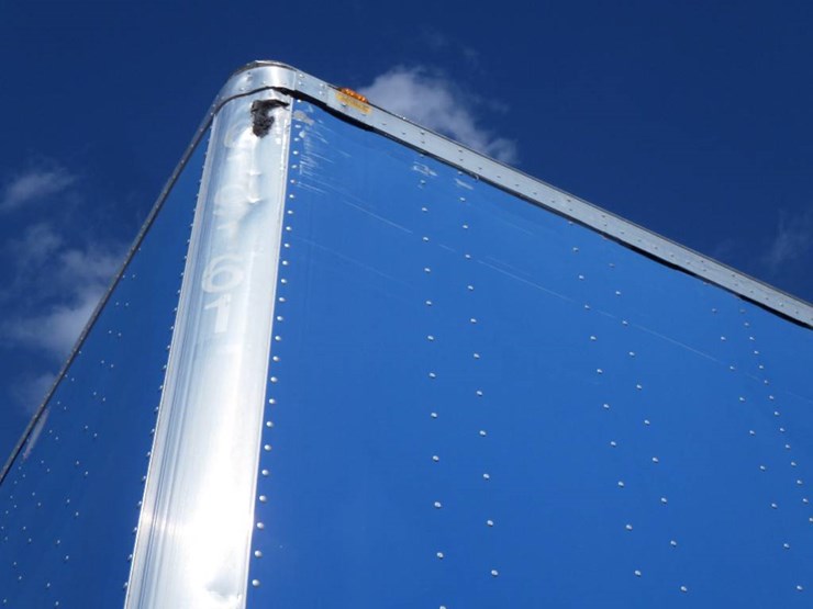 2012-utility-4000d-x-image-36