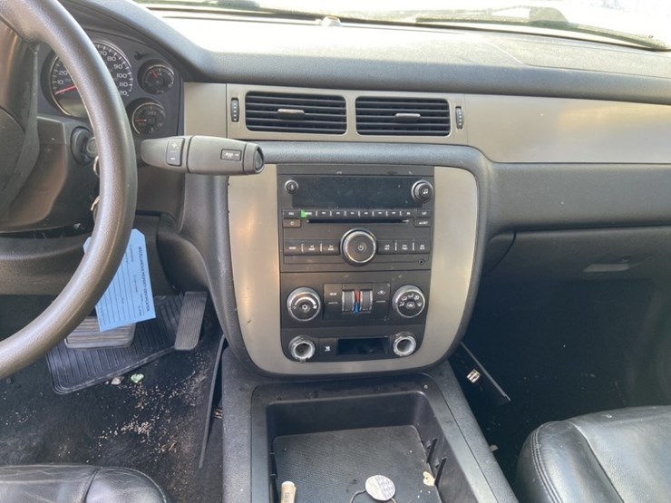 2009-chevrolet-tahoe-image-17