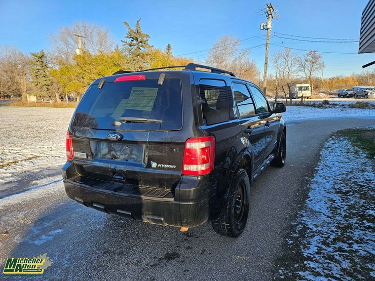 2012-ford-escape-hybrid-image-6