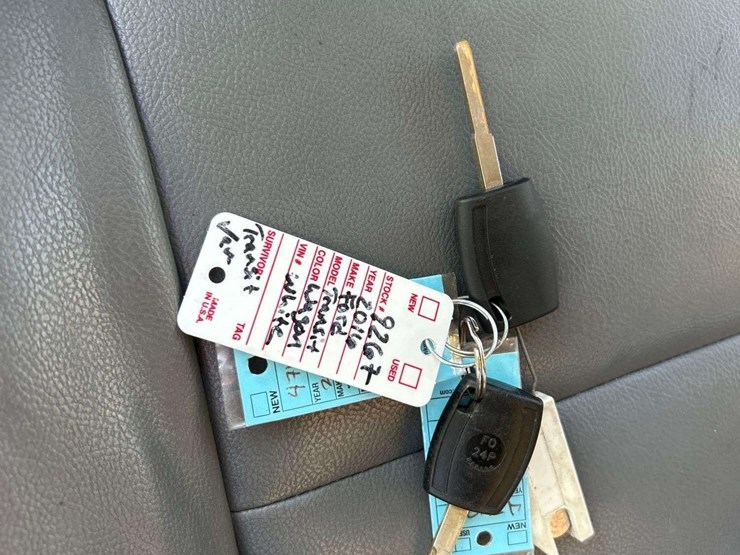 2016-ford-transit-image-26