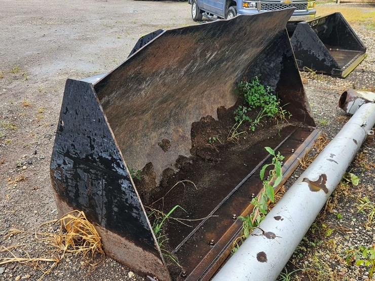 berlon-84"-high-volume-bucket-image-1