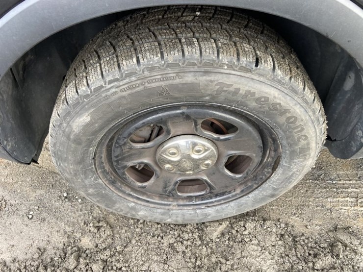 2017-ford-explorer-image-29