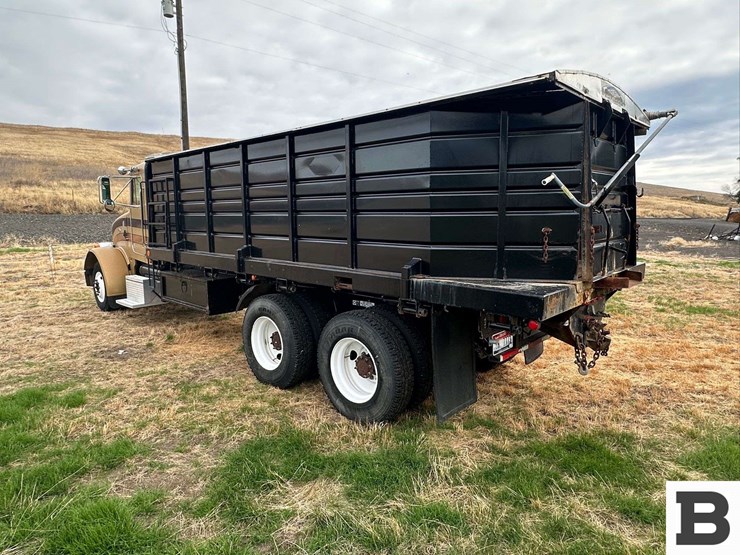 2000-peterbilt-grain-truck---lewiston,-id-image-3