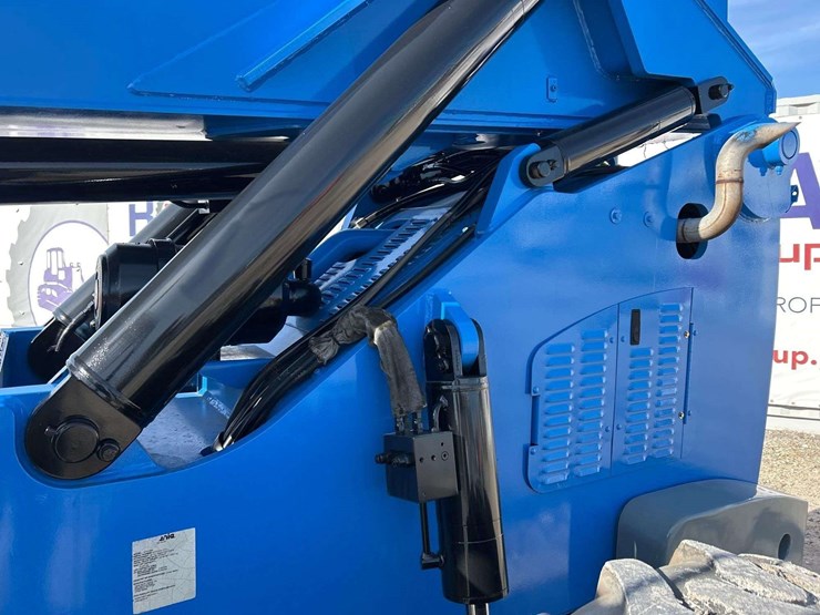 2013-genie-gth1056-image-12