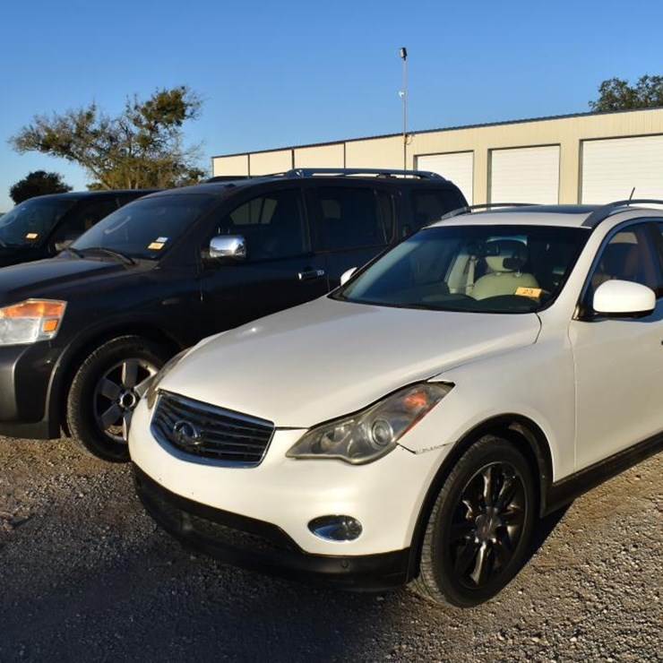 2011 INFINITI EX35