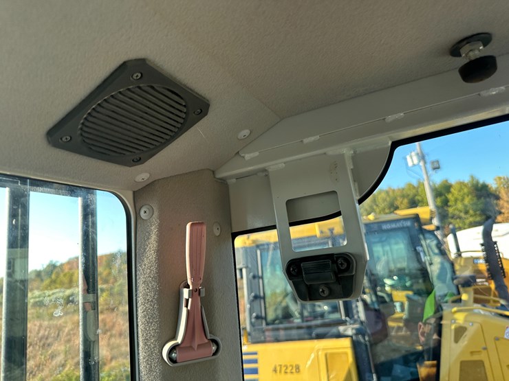 2020-takeuchi-tcr50-image-57