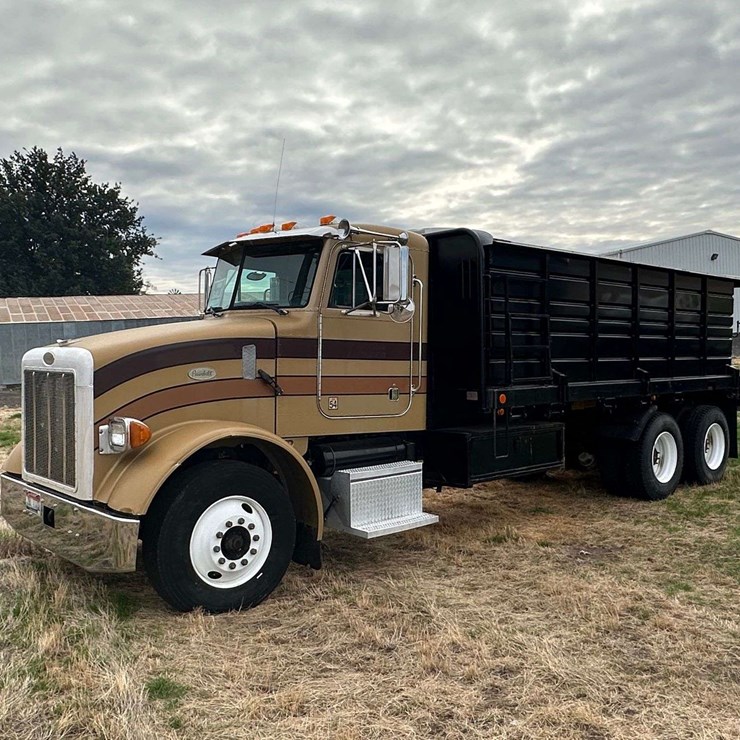 2000 Peterbilt Grain Truck - Lewiston, ID