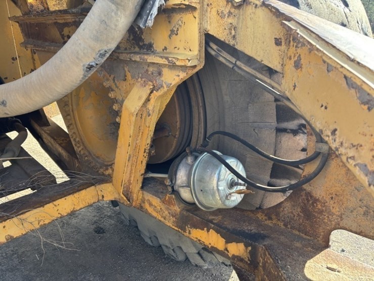 caterpillar-631b-image-33