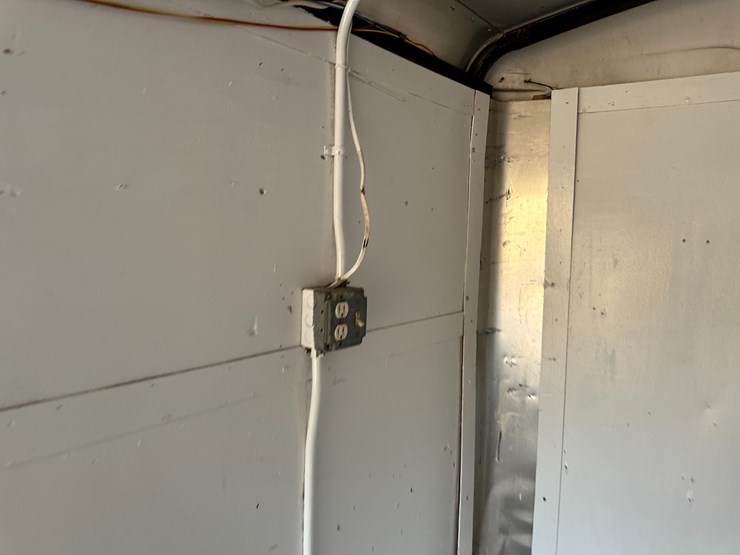 #32839-•-16'-t/a-enclosed-cargo-trailer-vin:-16hpb16244h122978-image-45