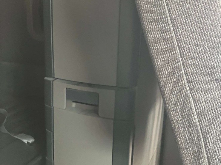 2013-freightliner-cascadia-image-54