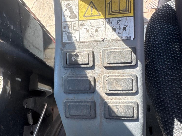 2024-bobcat-e88-image-32