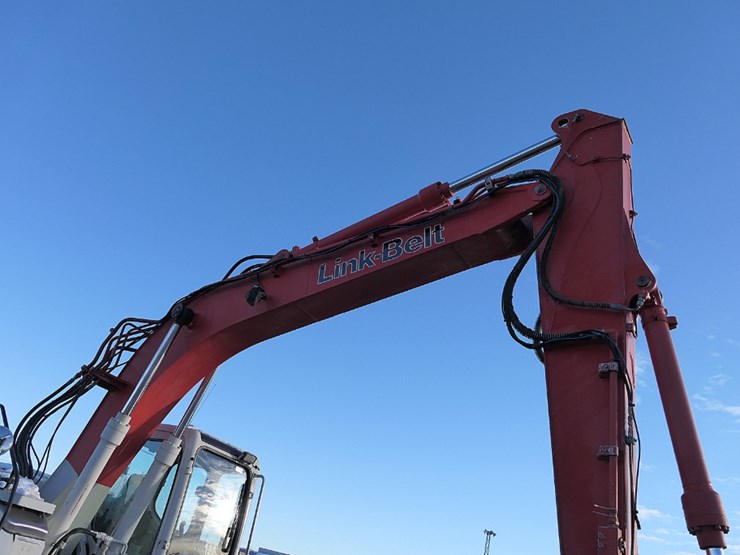 2010-link-belt-135a-hydraulic-excavator,-sn:hex7136,-erops,-qt-24''-bucket,-image-7