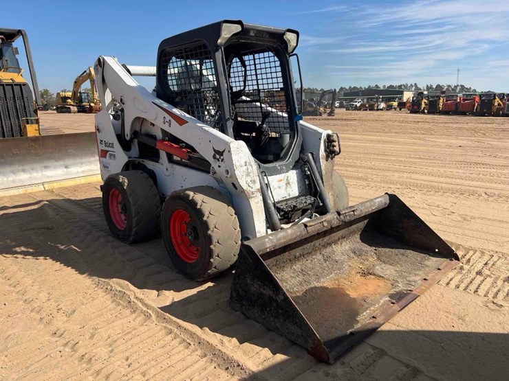 2017-bobcat-s770-image-6