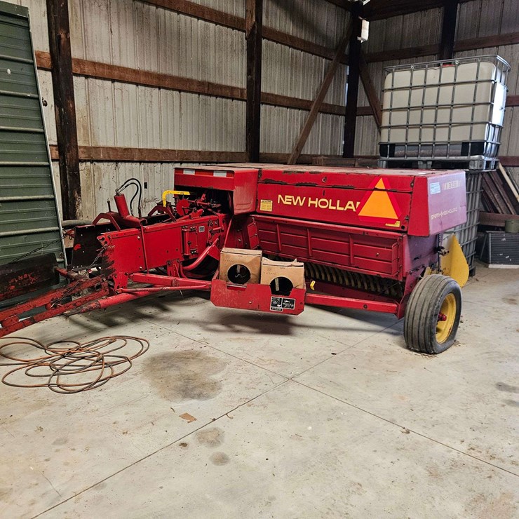 1987 NEW HOLLAND 326