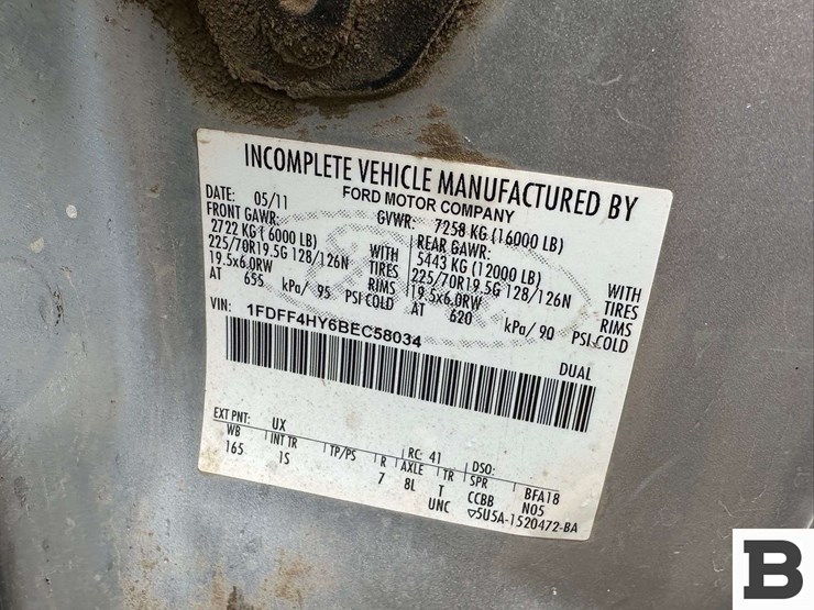 2011-ford-f450-image-17