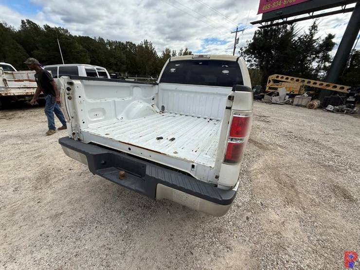 2014-ford-f150-xlt-image-9