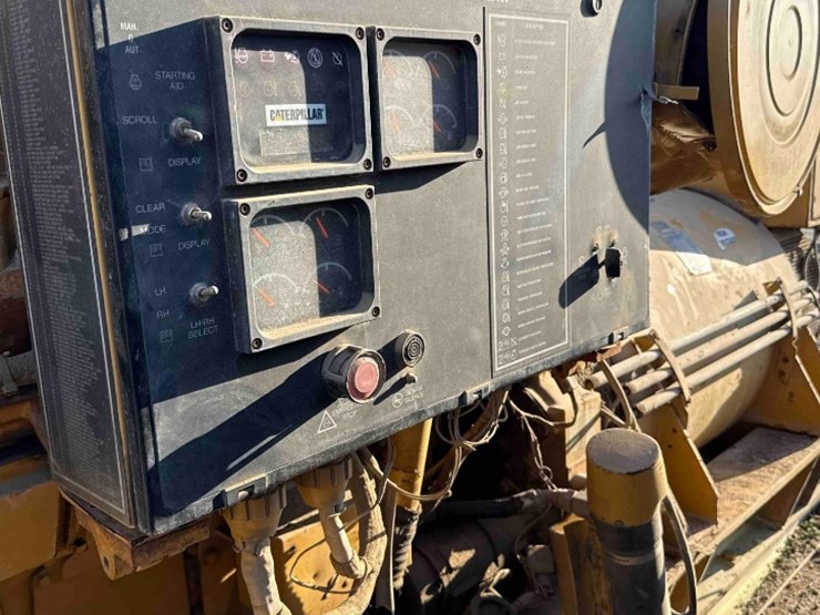 2001-caterpillar-3508-image-7