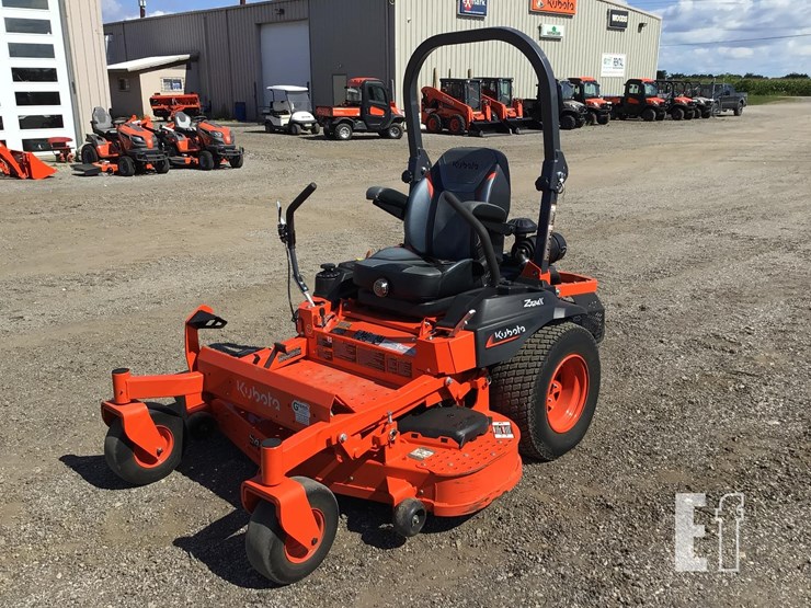 2021-kubota-z724x-image-3