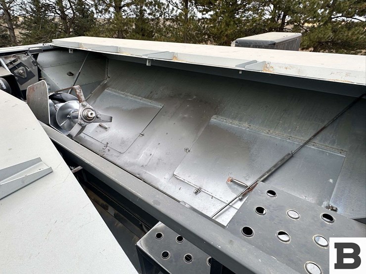 2008-gleaner-r75-image-68