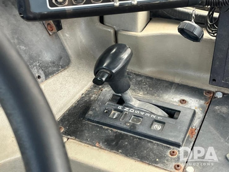 case-ih-646-image-67