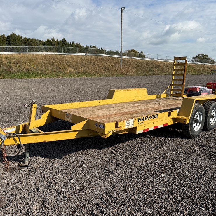 #37 • 2018 CAM SUPERLINE 16' EQUIPMENT TRAILER