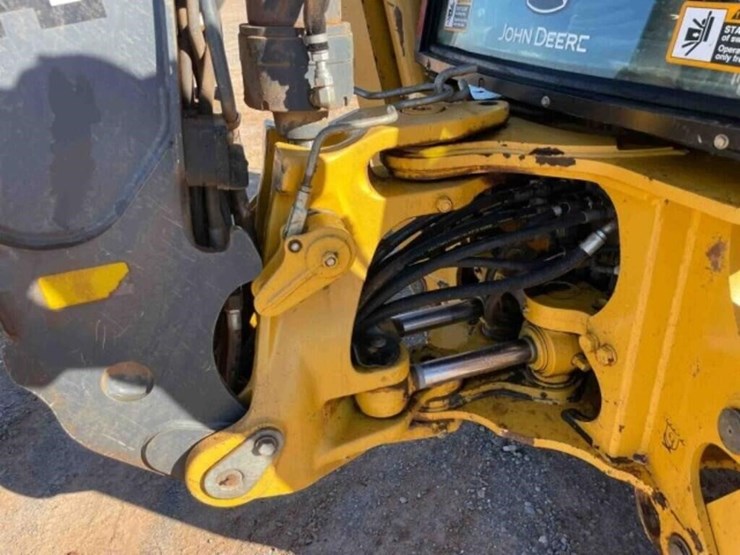 2015-deere-310sl-image-21