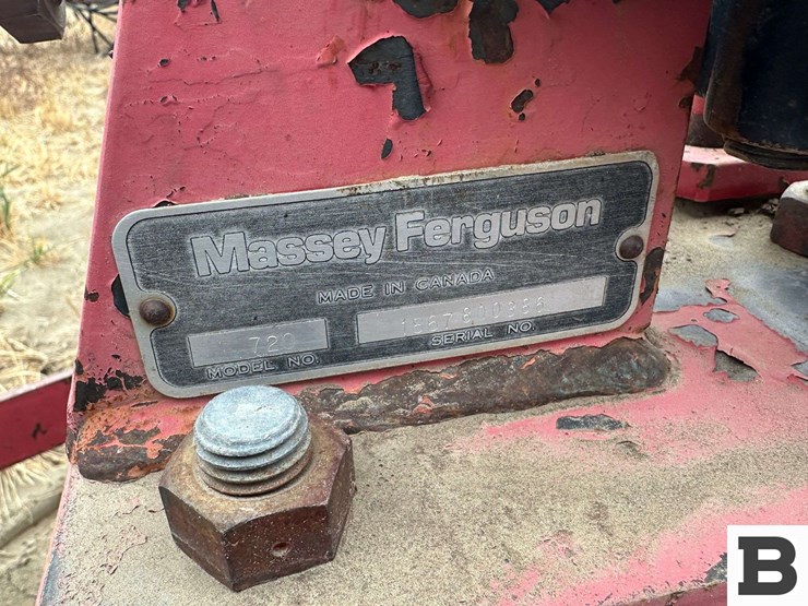 massey-ferguson-720-image-11
